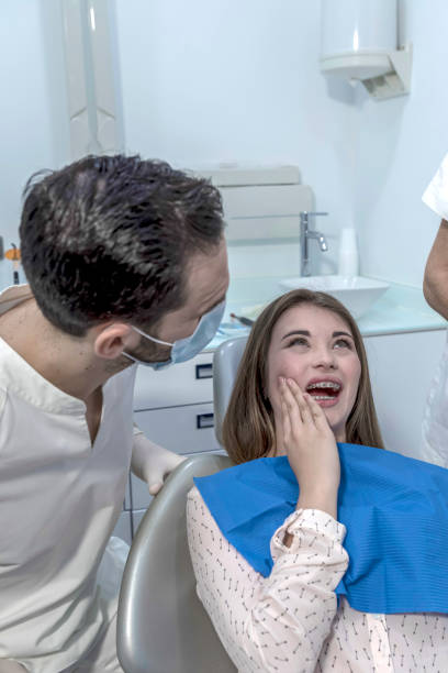 Best Cracked Tooth Emergency Dentist  in Woodstock, AL
